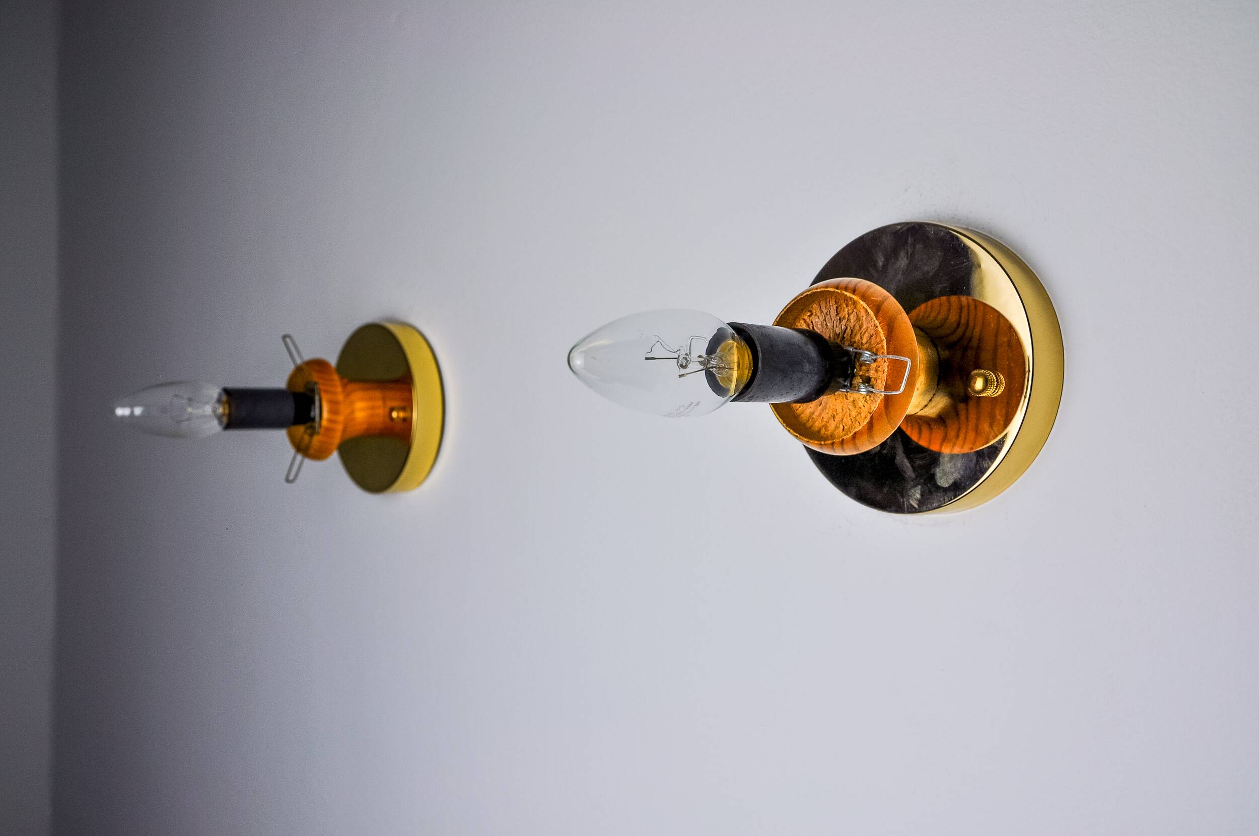 Pair of “cocoon” wall lights, Italy, 1970