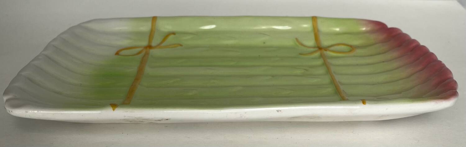 Asparagus barbotine dish
