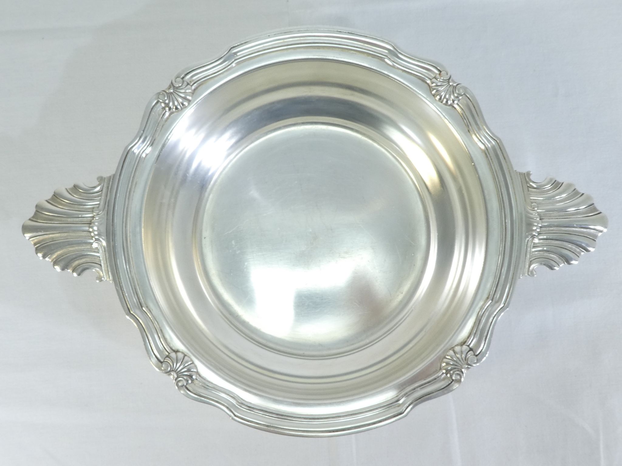 Round silver metal vegetable, Victor Saglier