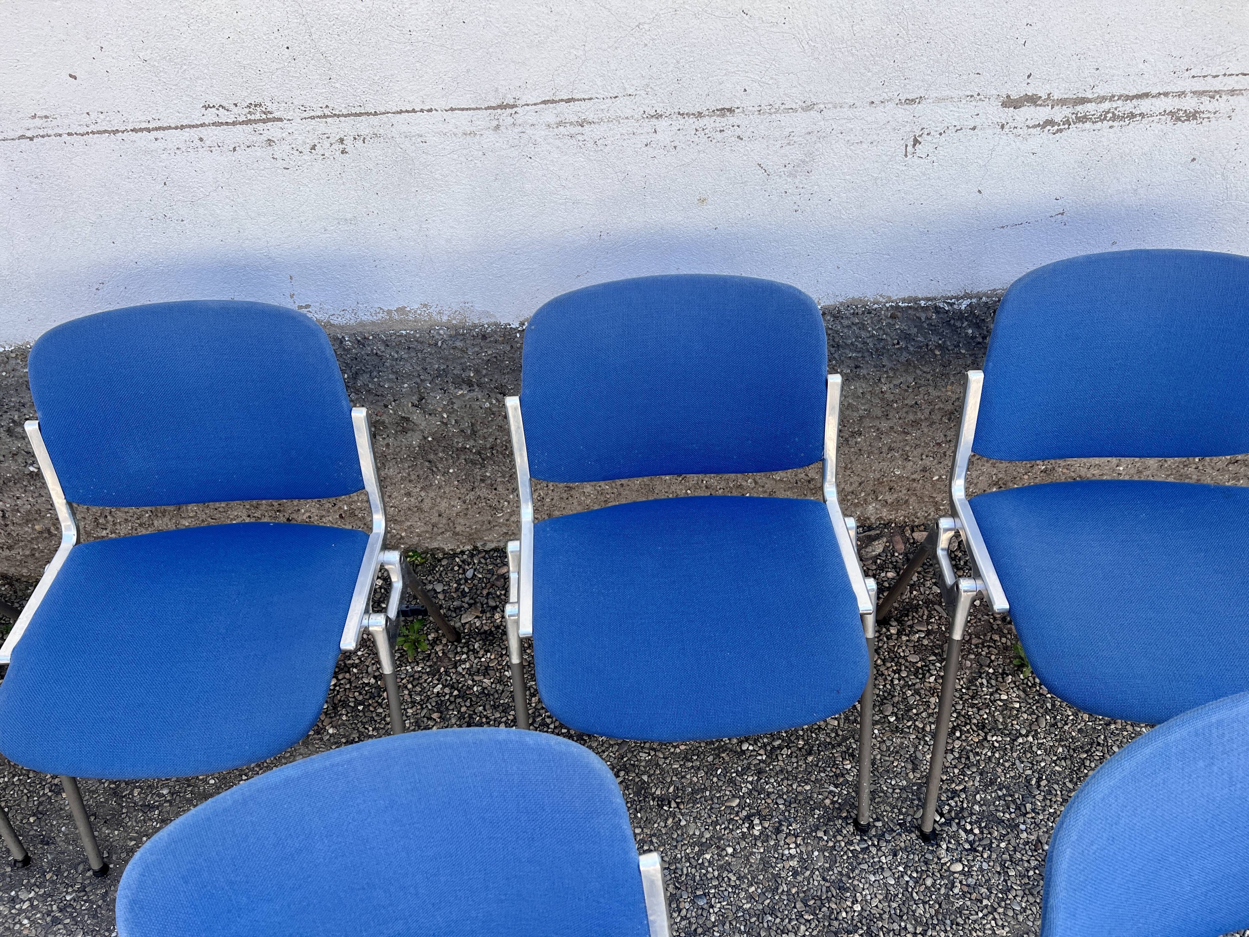 Série de 40 chaises de G. Piretti pour Castelli Anonima Castelli, Italie, années 1970