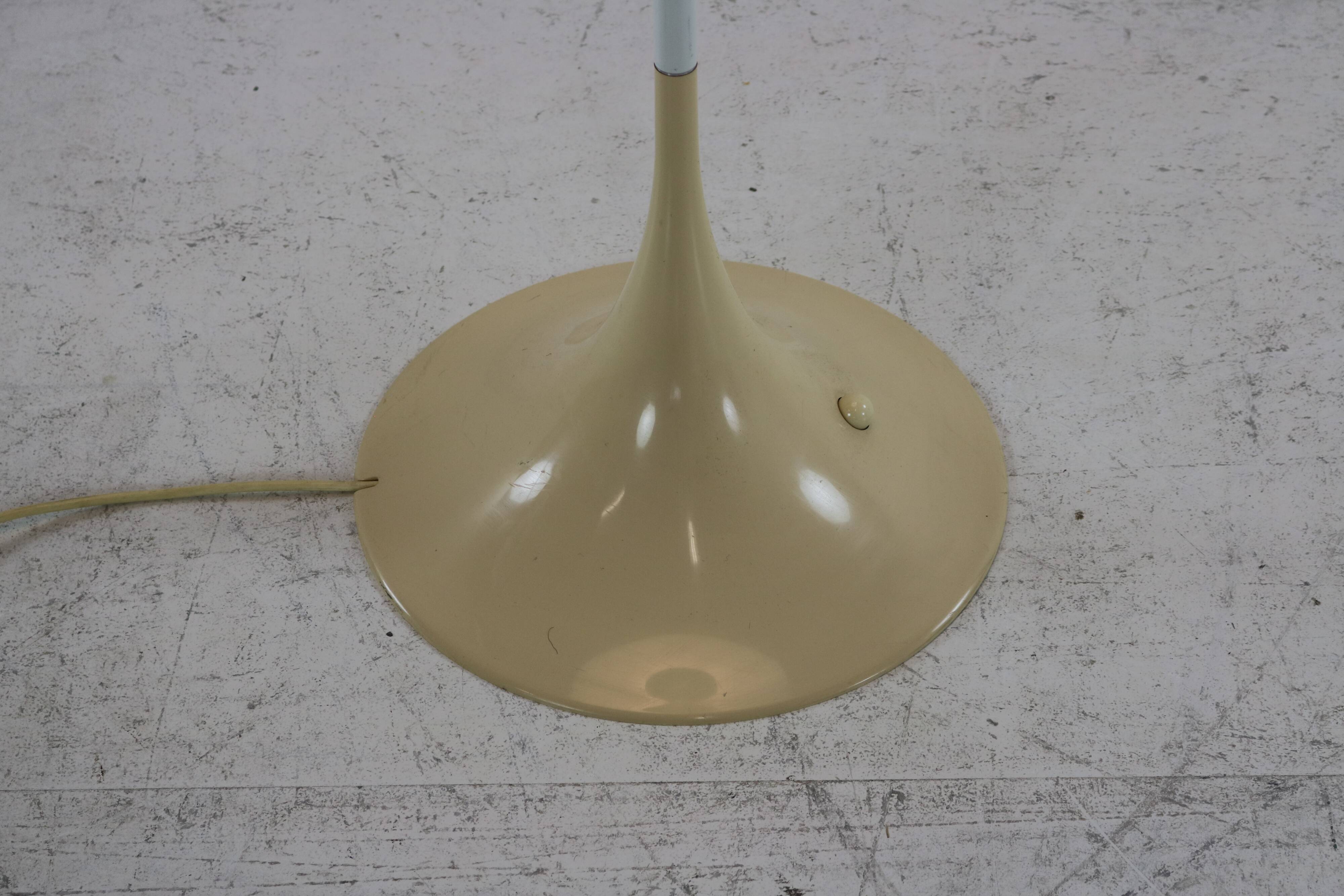 Lampadaire Panthella original des années 70 par Verner Panton pour Louis Poulsen