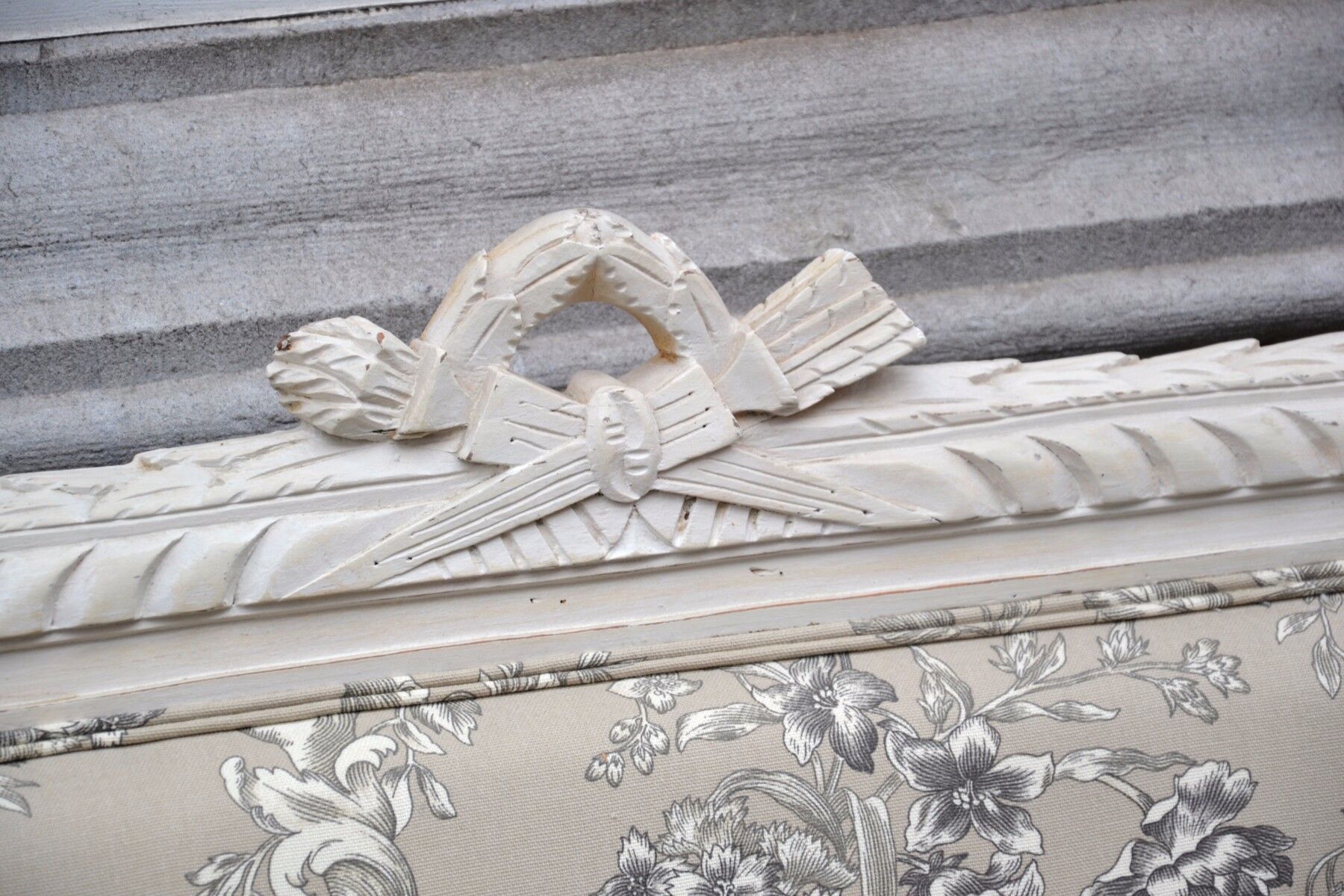Louis XVI style painted bench