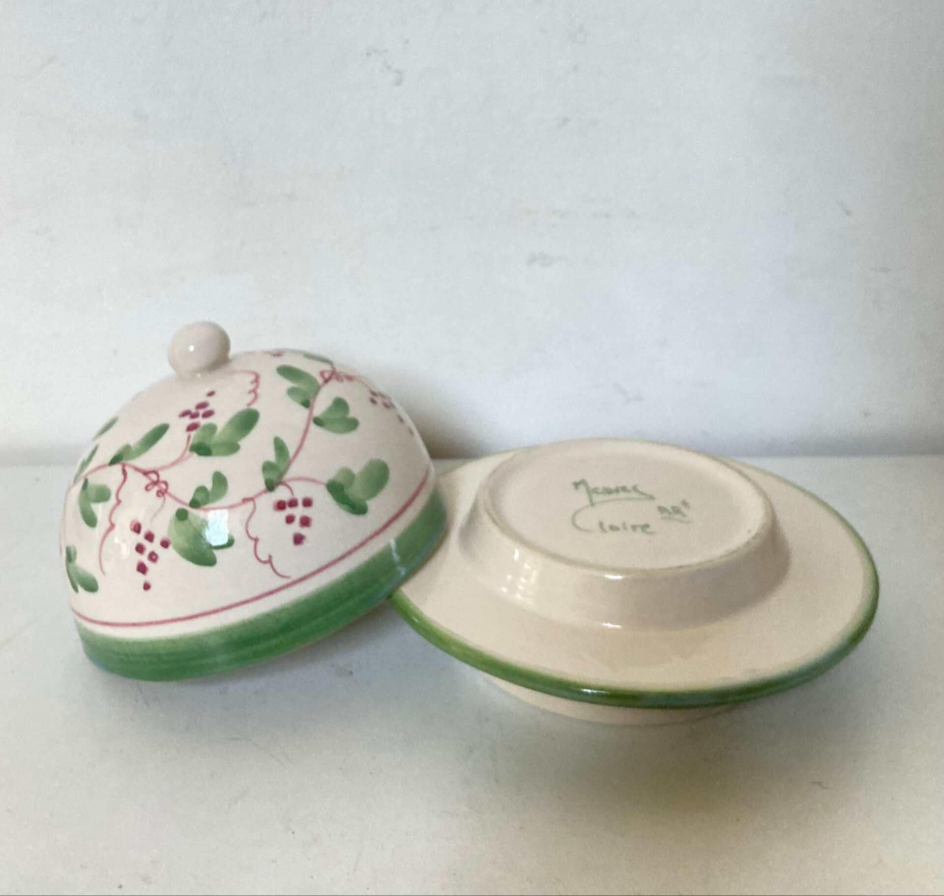 Butter bell in faience from the 20th century signed Mesves R.R Renaud Rémusat.