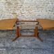 Baumann oval table
