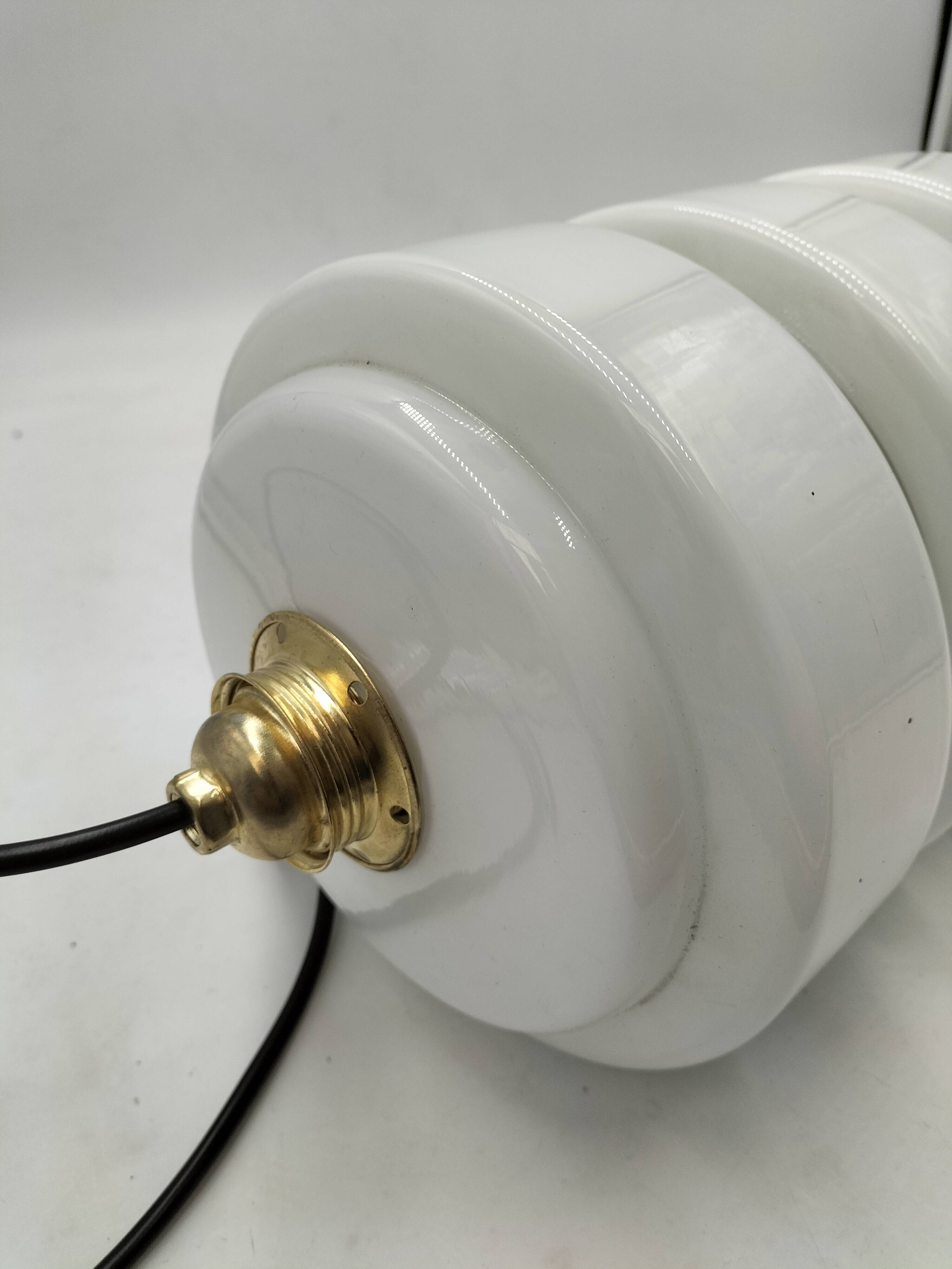 Vintage opaline suspension