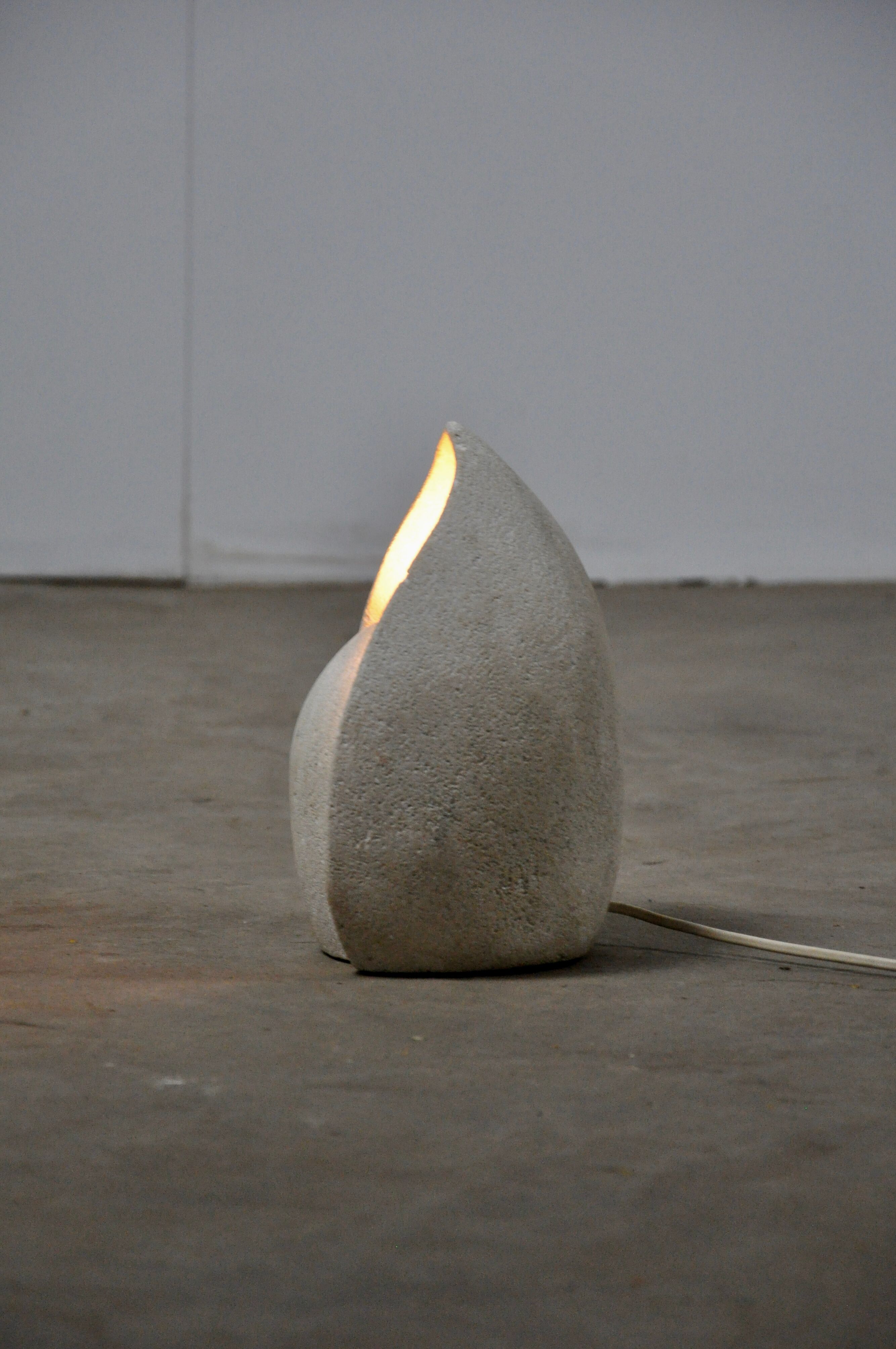 Travertine lamp 1972's