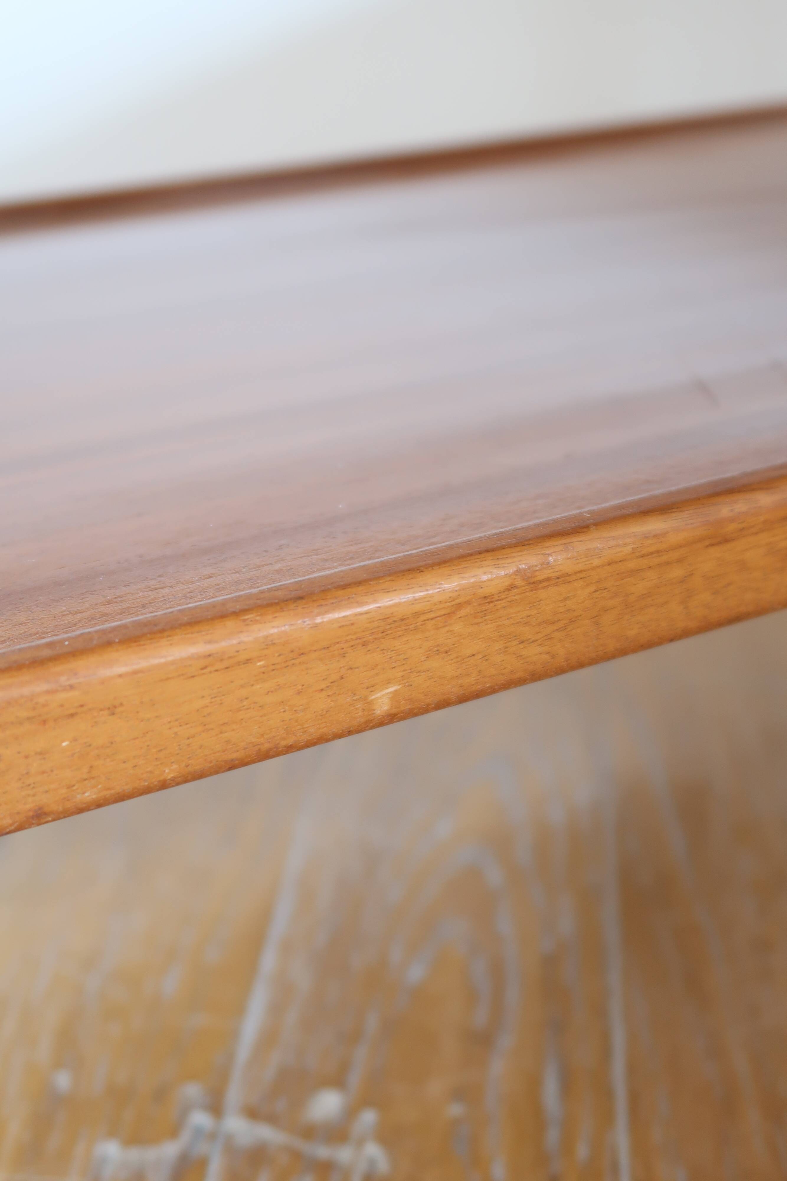 Scandinavian coffee table Fyne Ladye