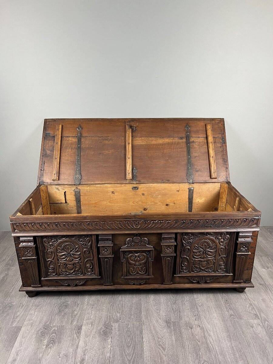 Large carved wooden chest, Renaissance style, 19th century
