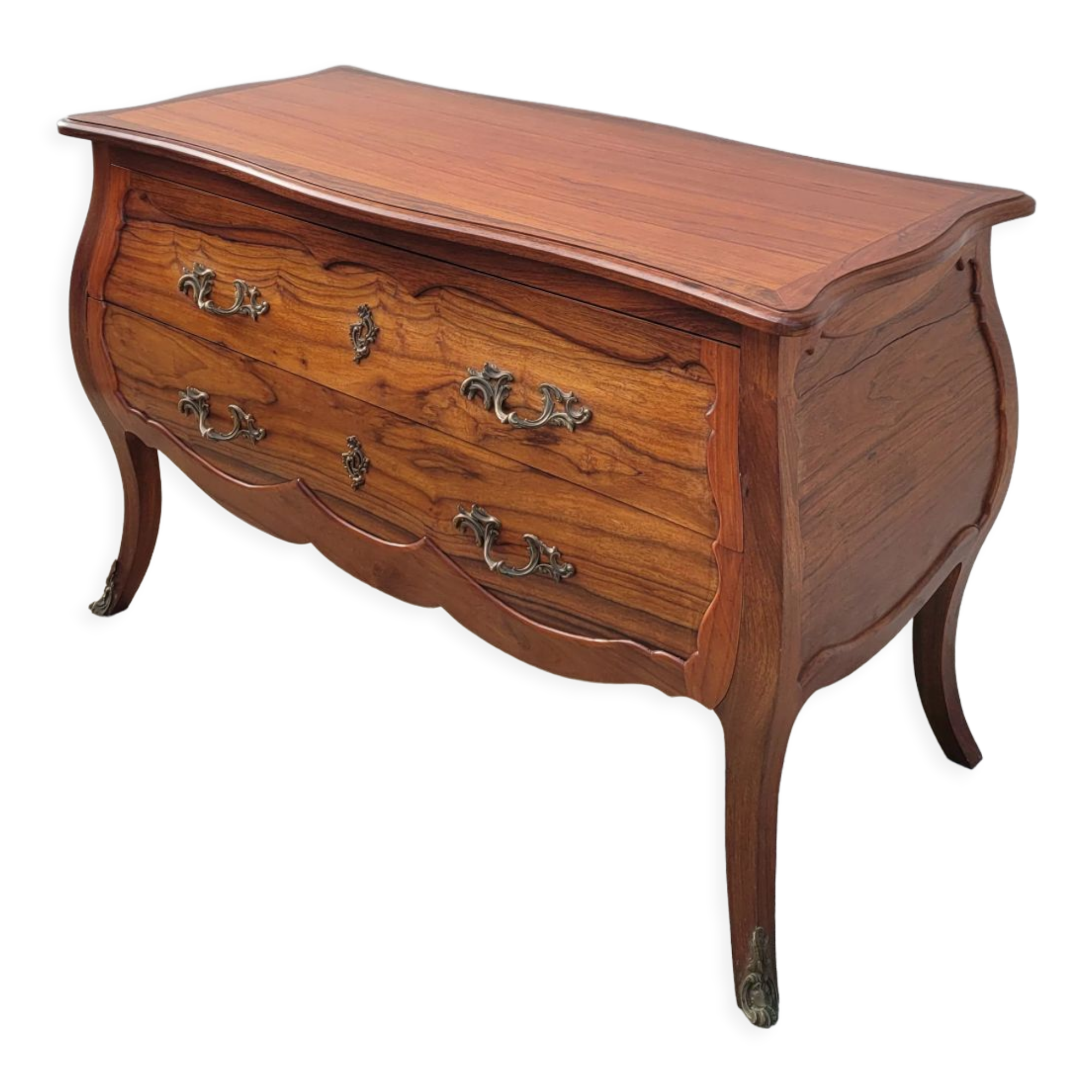 Curved Louis XV style commode in mahogany.
