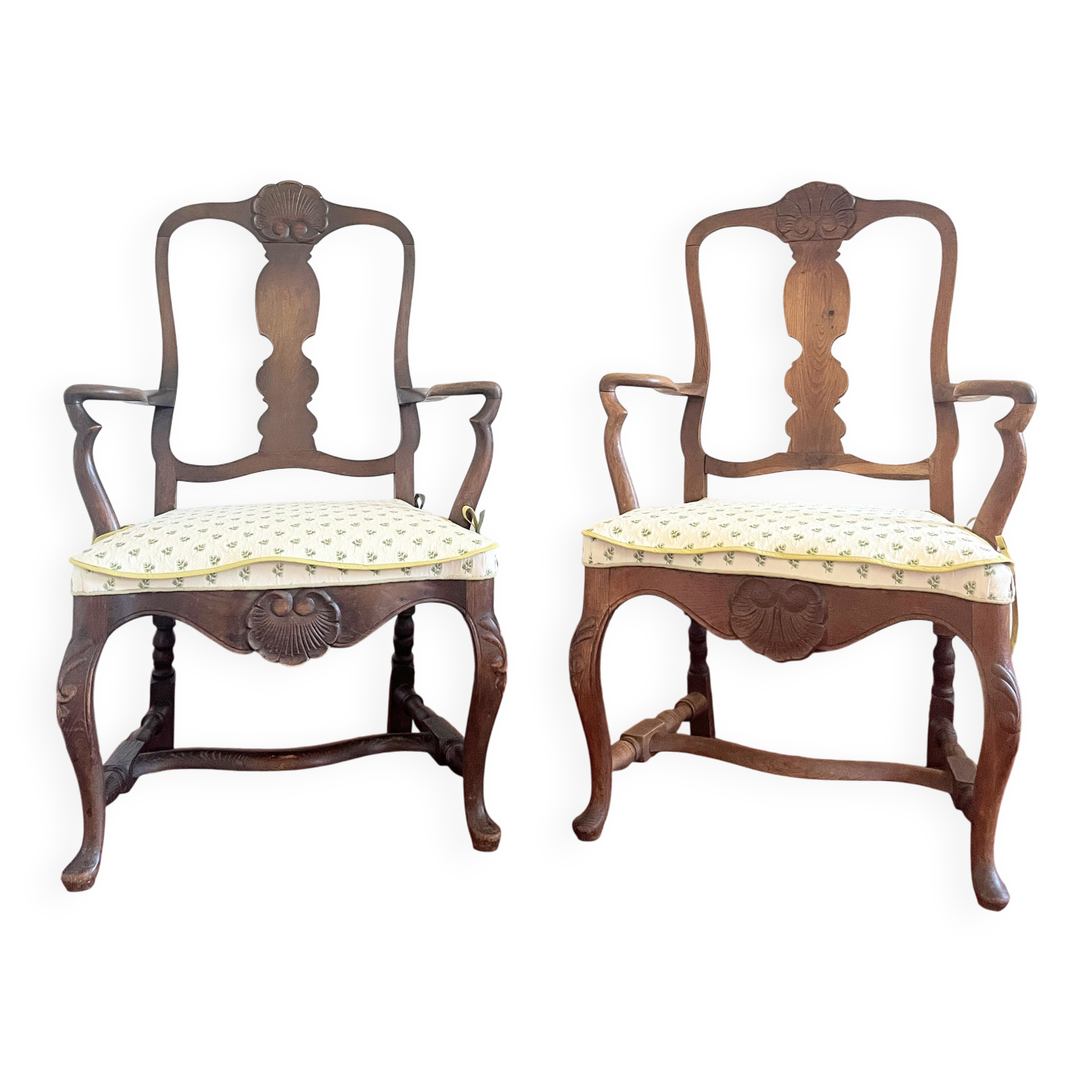 Paire de fauteuils style anglais Chippendale