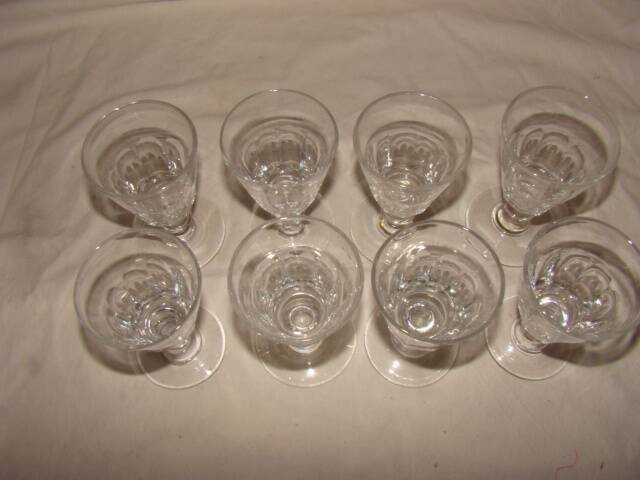 8 crystal aperitif glasses by "Baccarat", model "Caton"