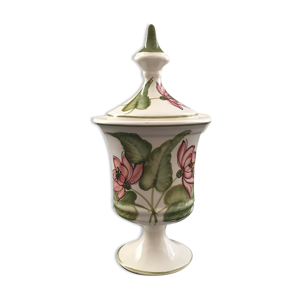 pot couvert décor floral