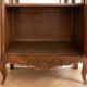 Vitrine ancienne en bois massif style classique