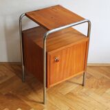 Table de chevet moderniste