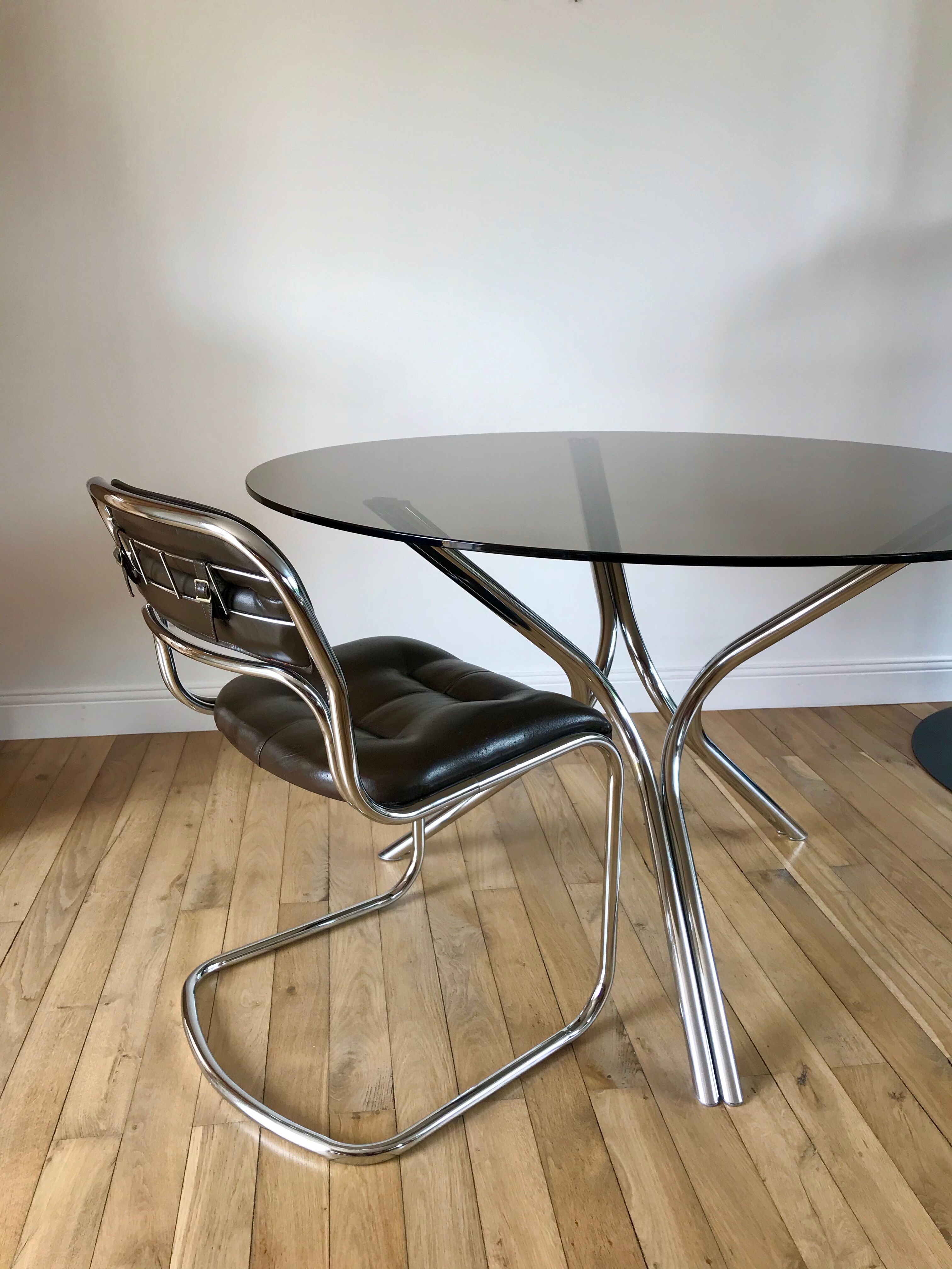Dining / living table in chrome and smoked glass design 70s