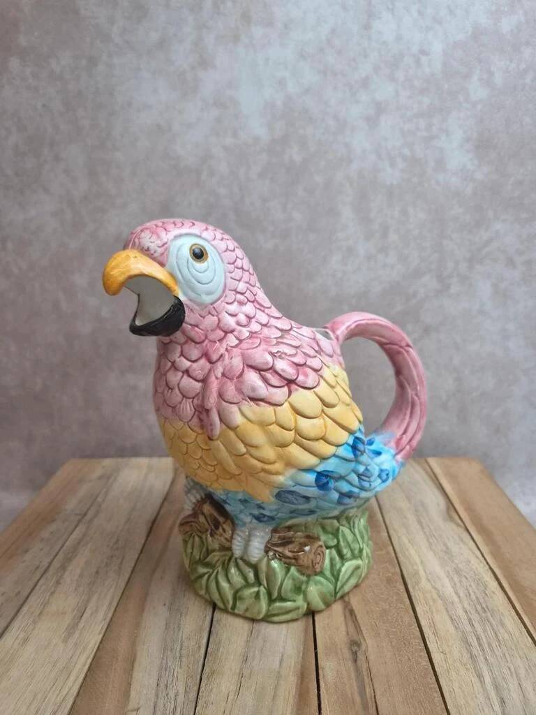 Multicoloured parrot jug in slipware – vintage earthenware