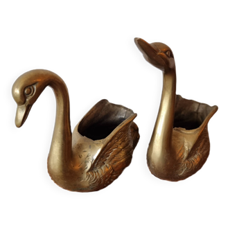 Pots de fleurs en forme de cygne en laiton massif des années 1970