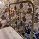 Metal bed