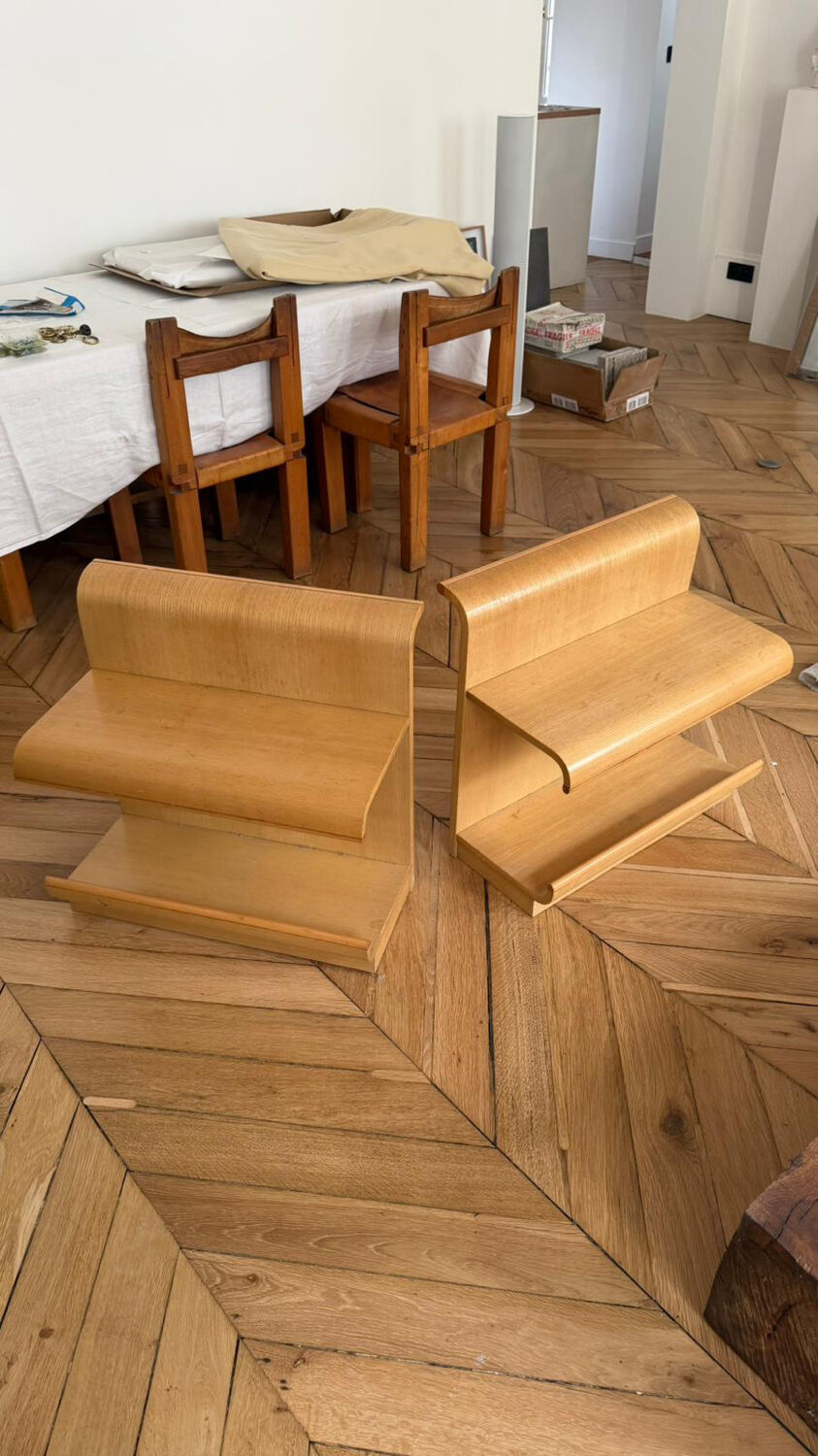 2 bedside tables / table de chevet bois