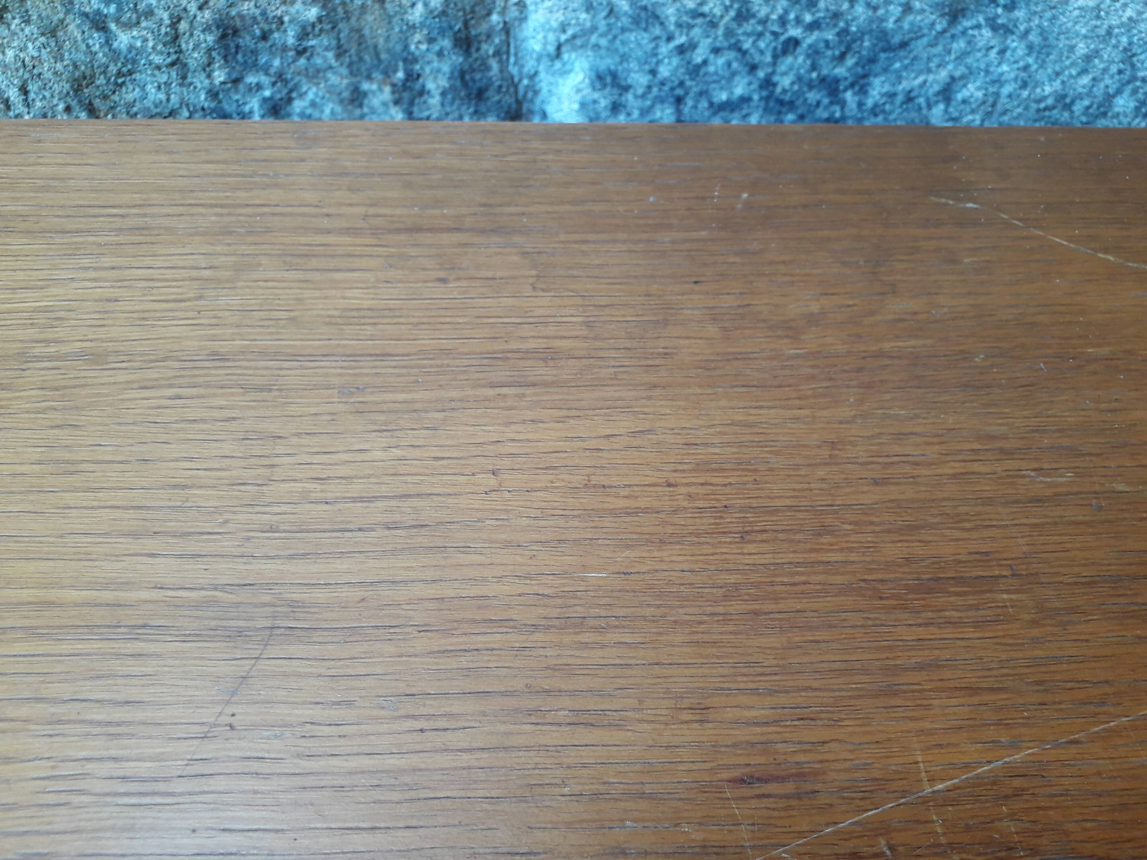 Vintage dresser compass feet