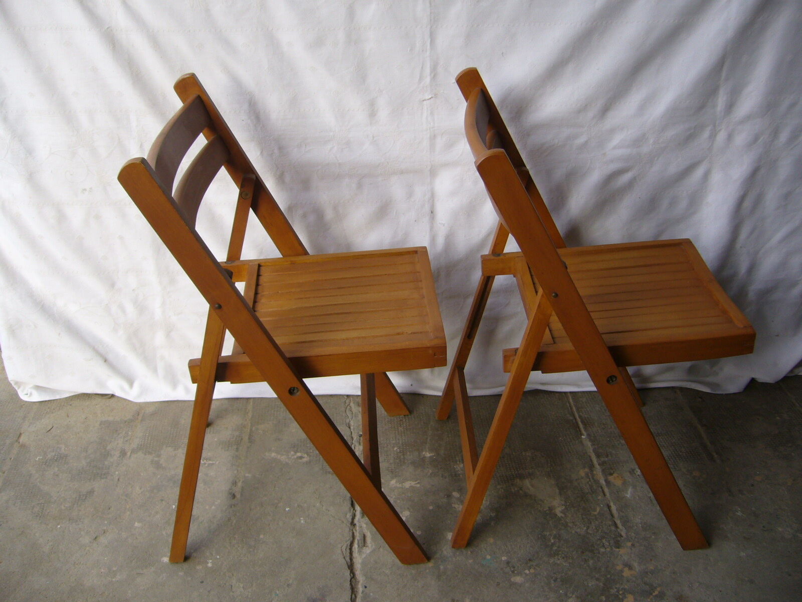 Chaises de jardin pliantes en bois verni