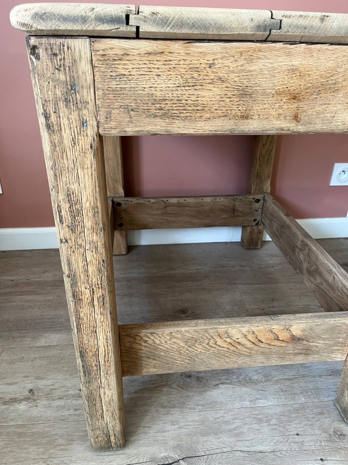 Small workbench made of solid oak