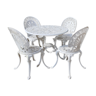 Cast iron garden furniture