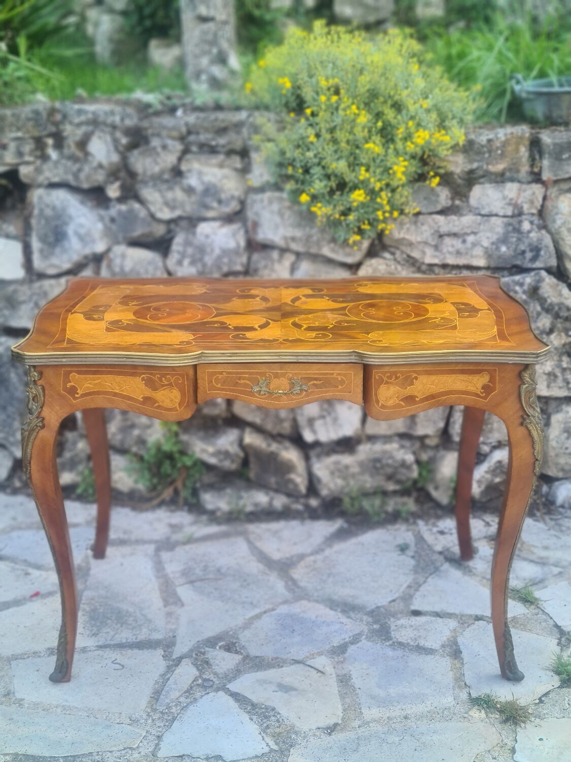 Louis XV style flat desk in marquetry