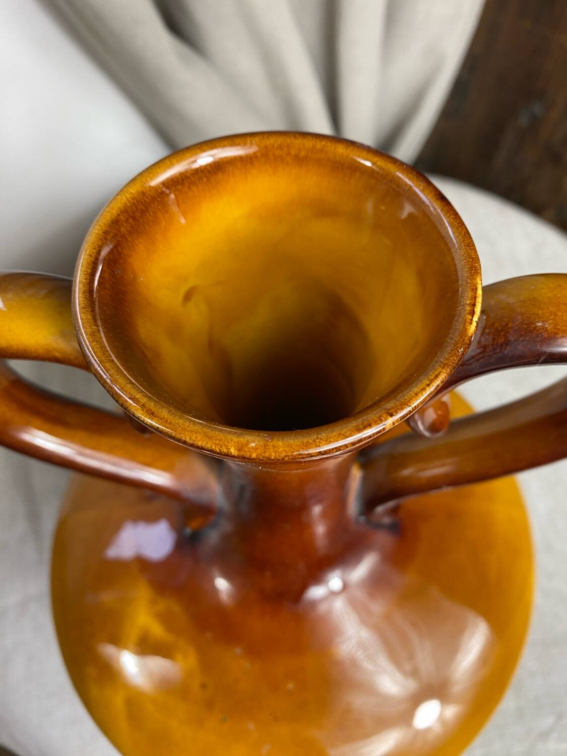 Amphora-type ceramic vase