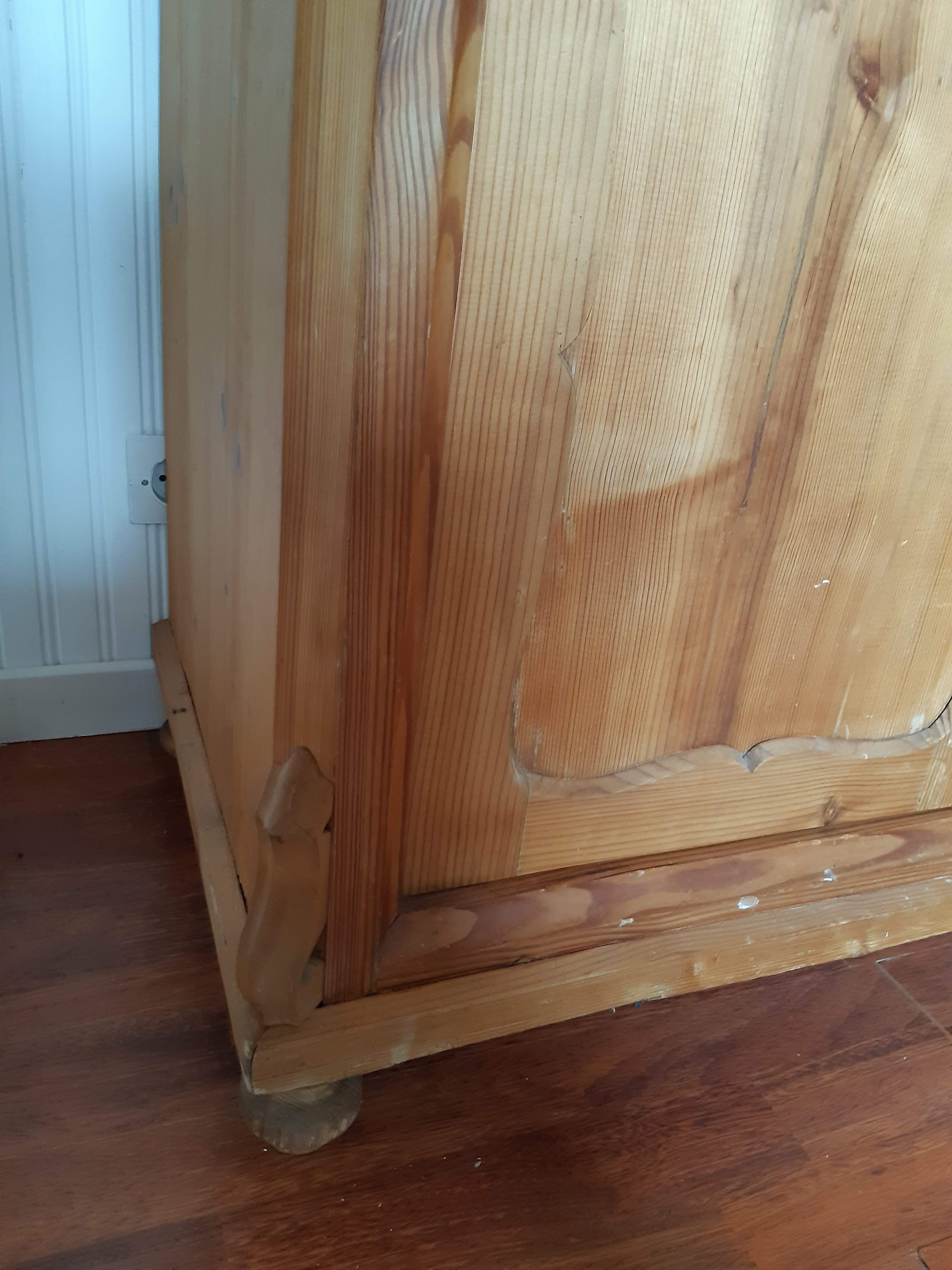 Buffet 19th austrian pine solid work