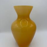 Vase opaline