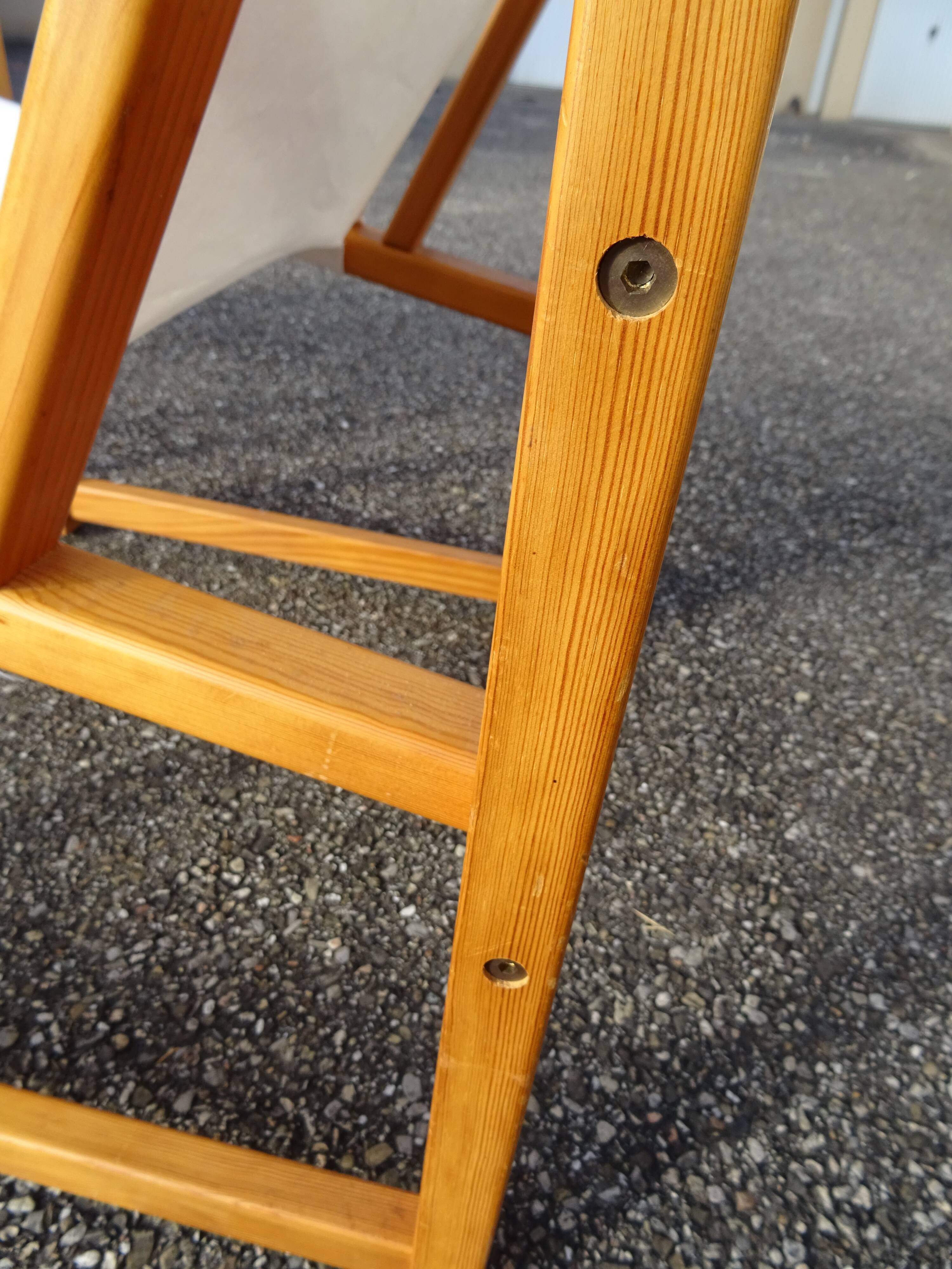 Paire de fauteuils style scandinave, années 70-80