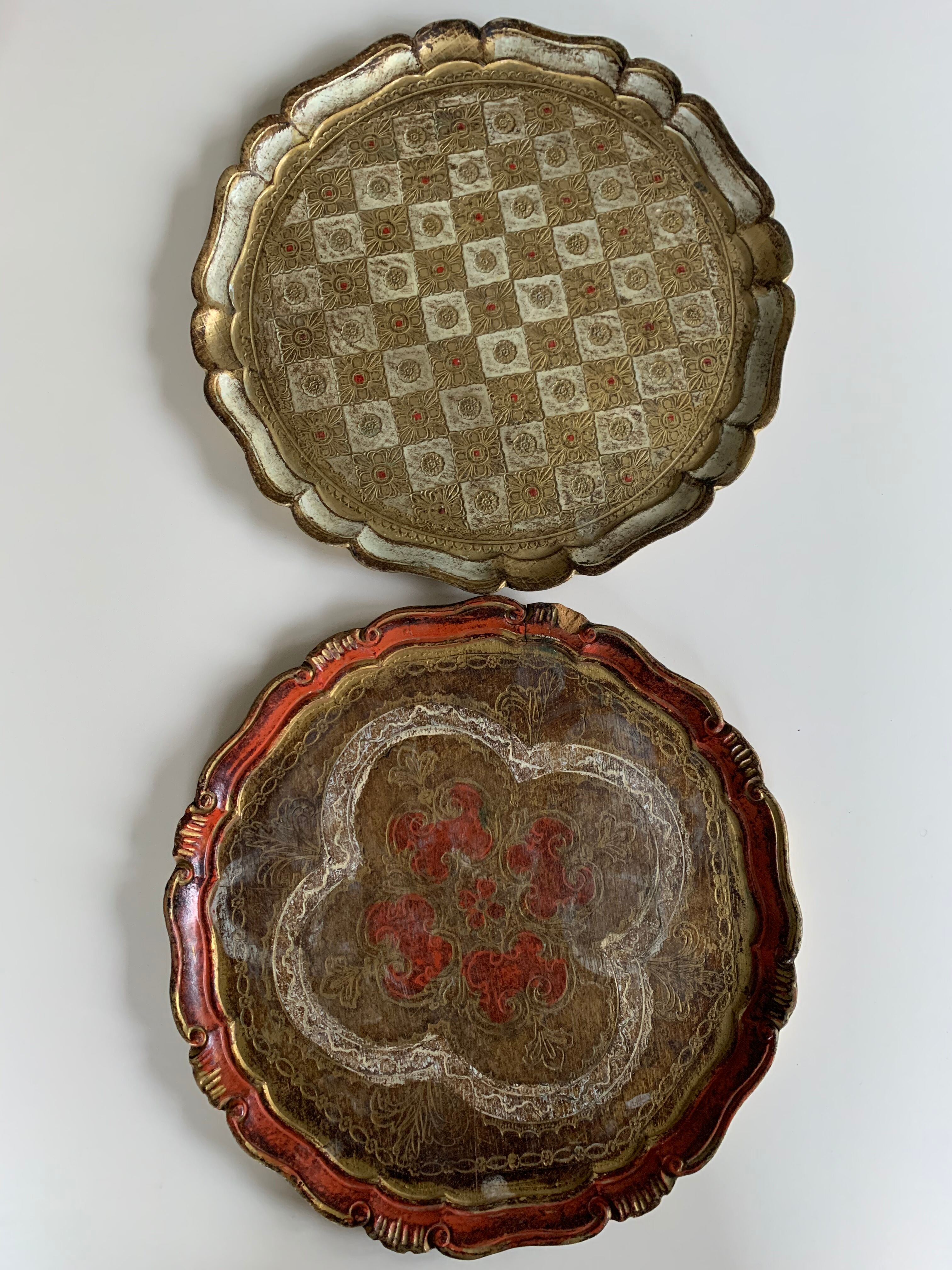 2 Florentine trays