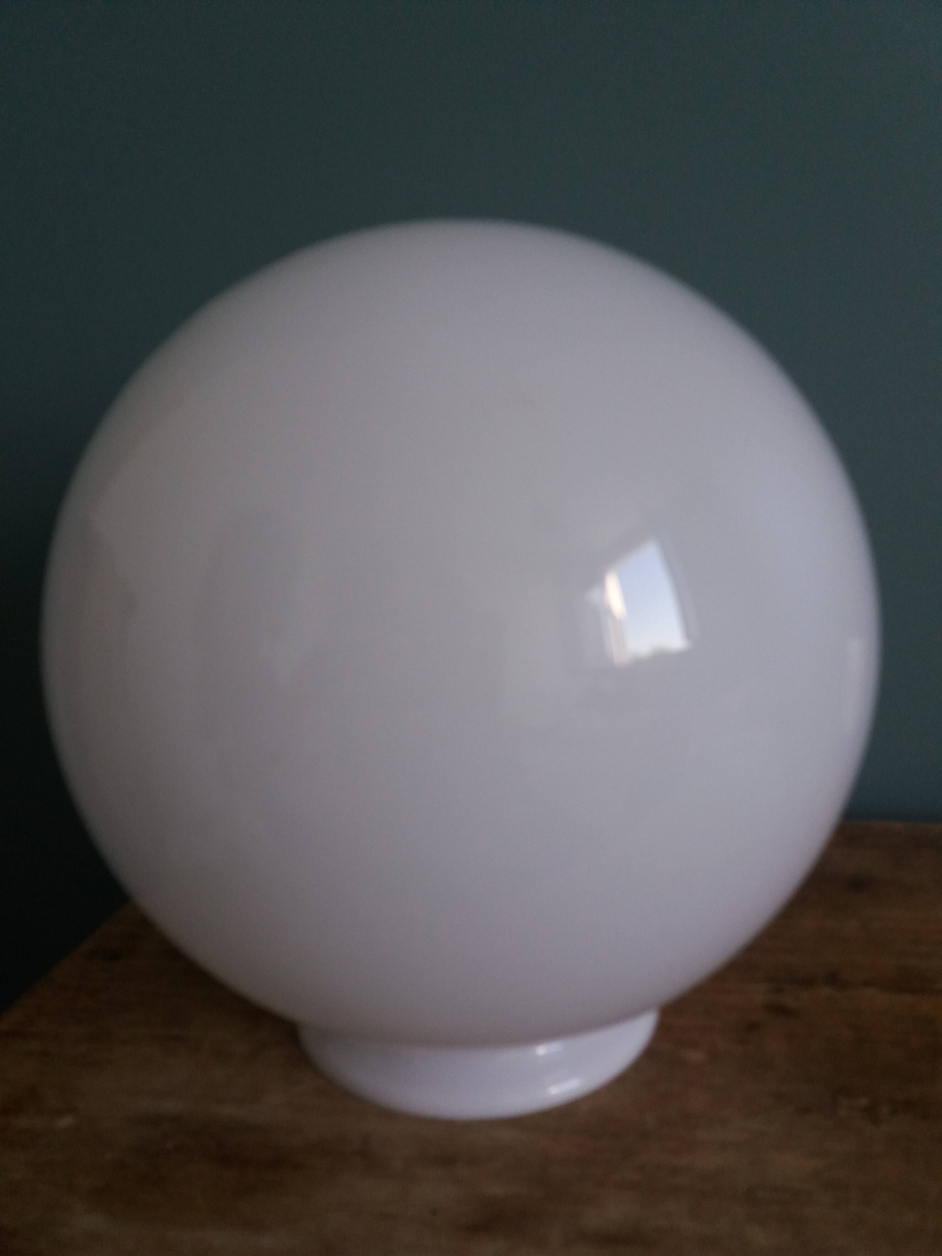 White glass opaline ball globe 20 cm