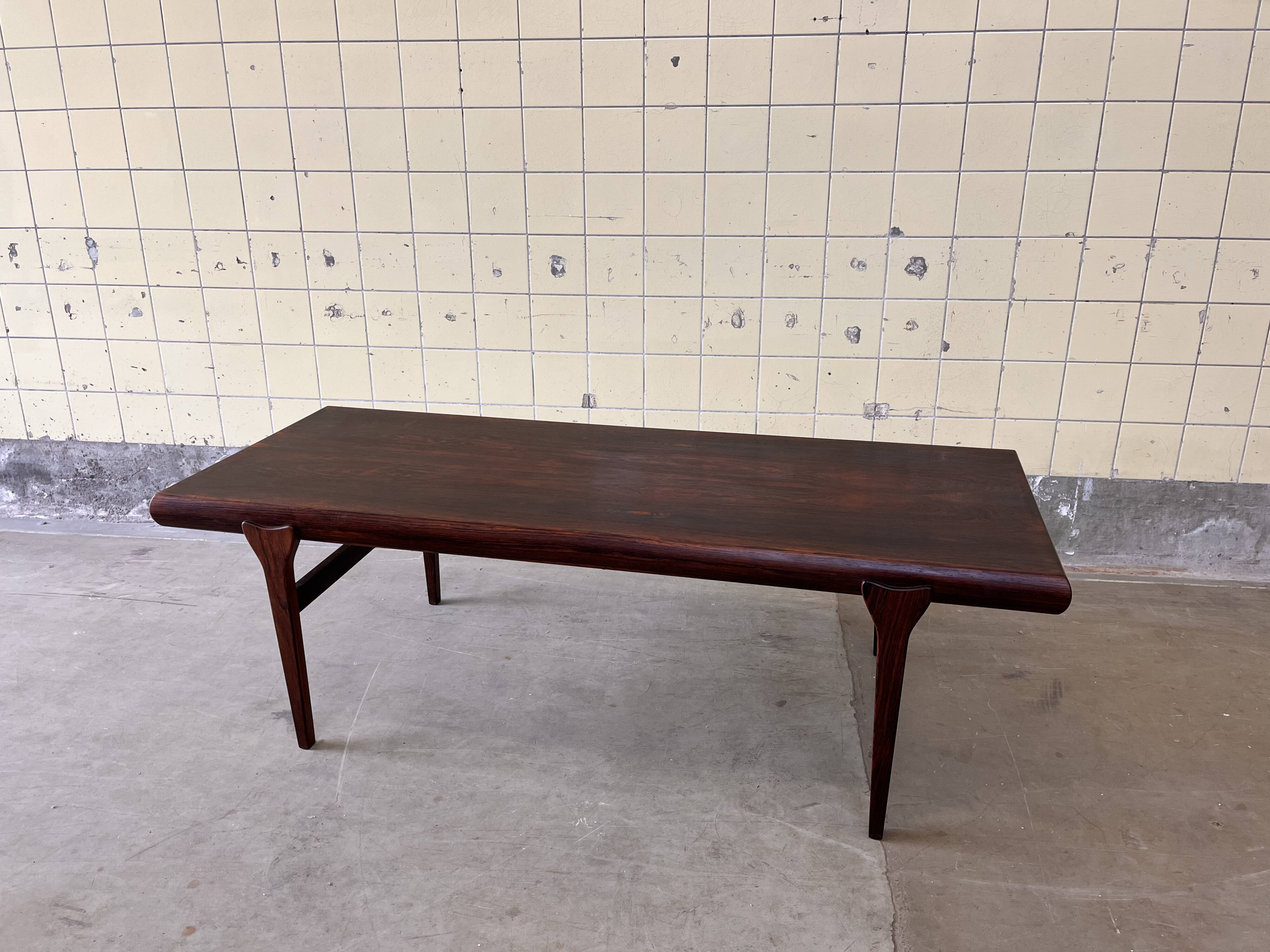Rosewood coffee table by Johannes Andersen for Uldum Møbelfabrik