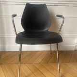 Maui Kartell anthracite chair with armrests Vico Magistretti