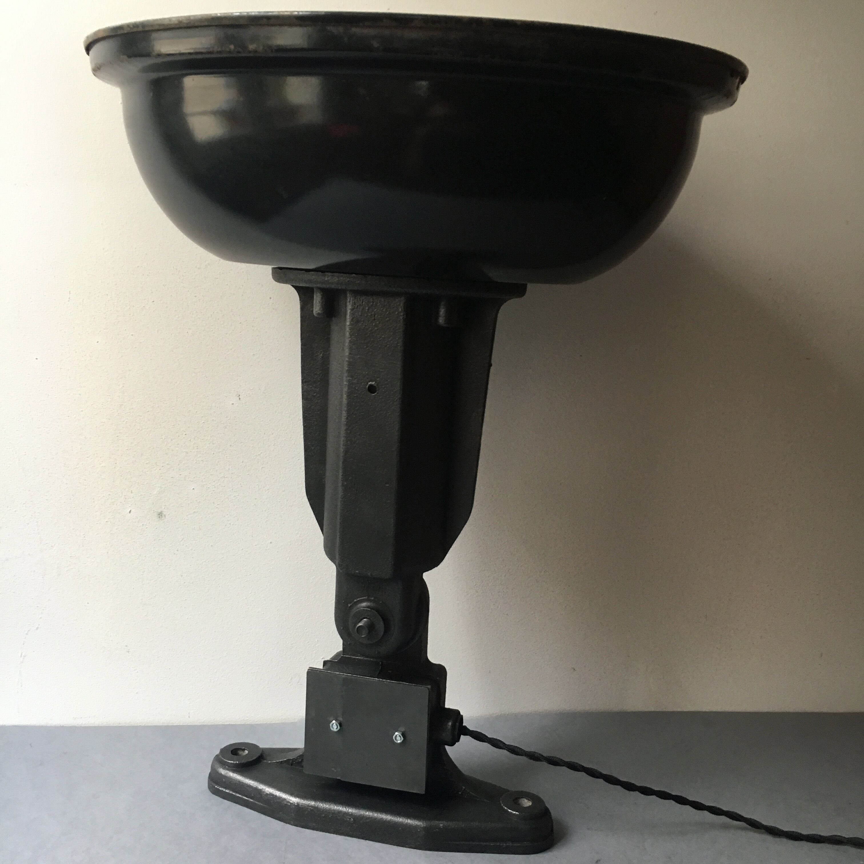 FORMER INDUSTRIAL FACTORY WORKSHOP GALLOWS