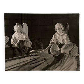 Bernard Darot photograph, 20th century, tomb of Francis II, two angels