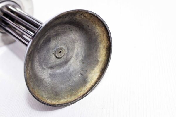 Bougeoir pique cierge en métal argenté