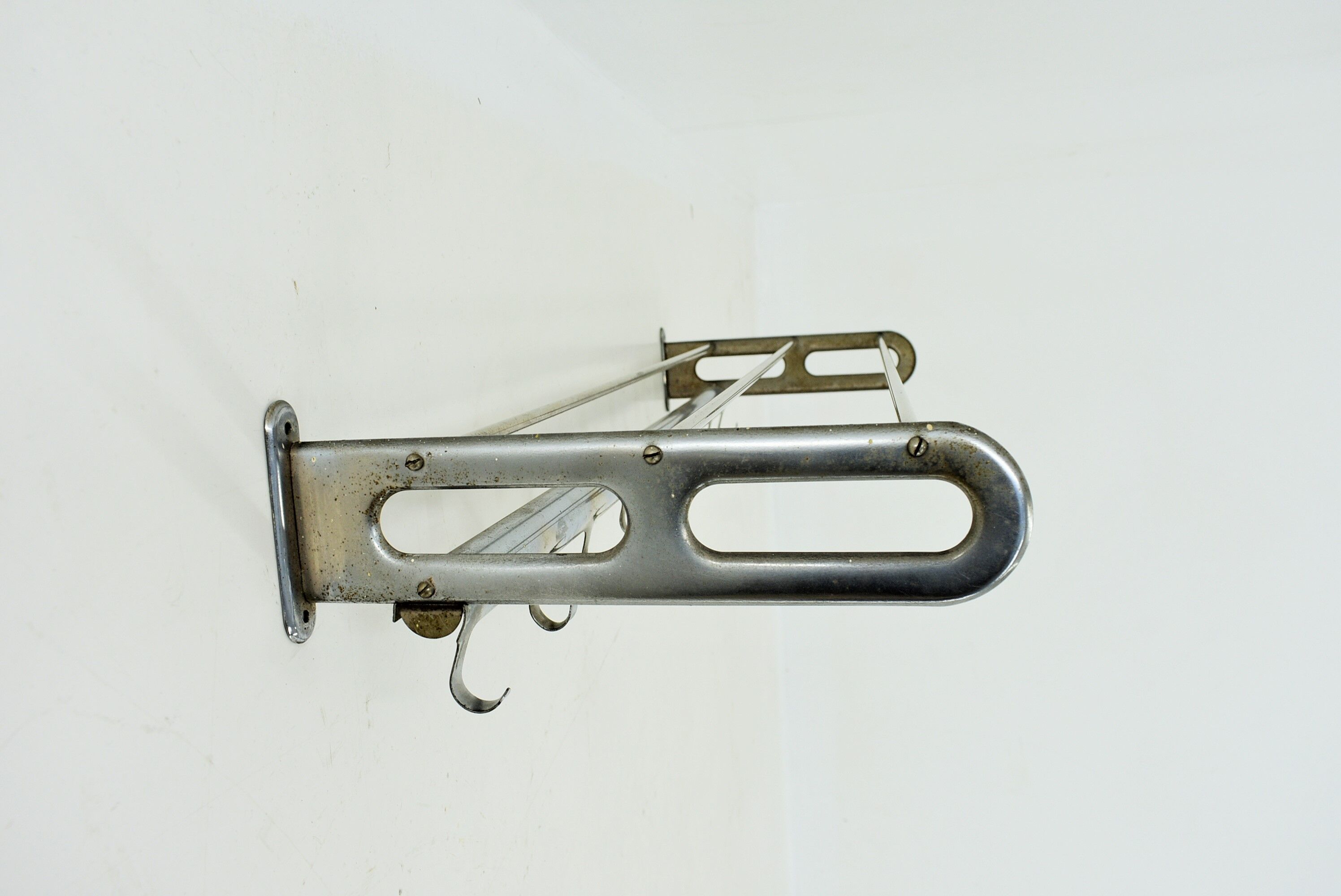 Portemanteau années 1930