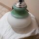 Suspension vintage opaline blanche et verte