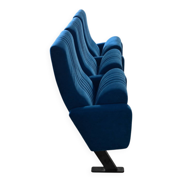 Trois fauteuils de cinéma