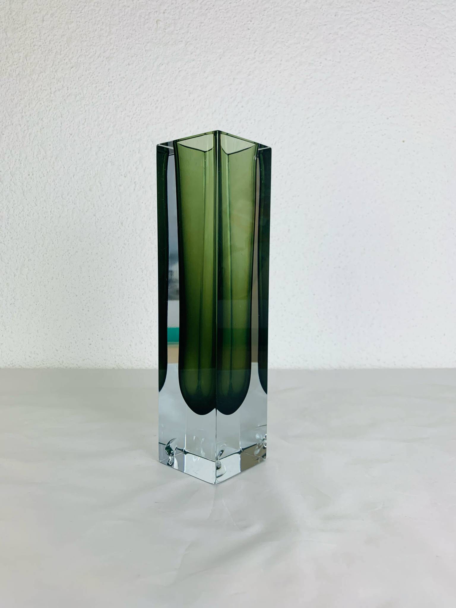 Sommerso Murano green vase 25 cm, soliflore, vintage