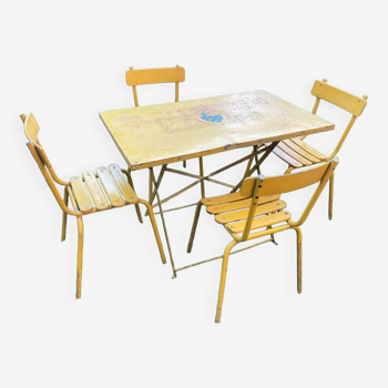 Bistro table and 4 chairs