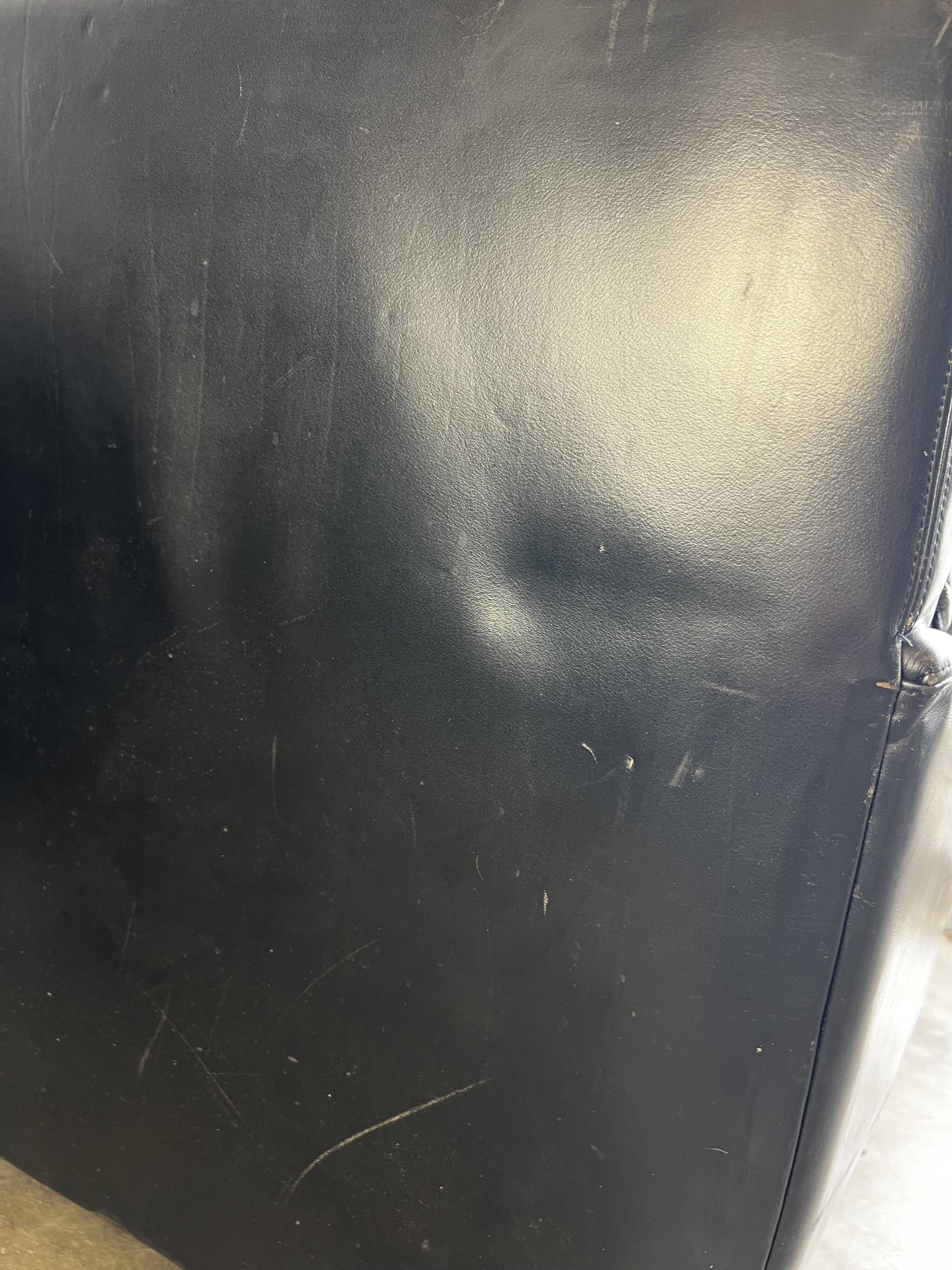 Set of 2 vintage individual seats/armchairs/club seats