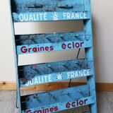 Antique display for eclor seed sachet