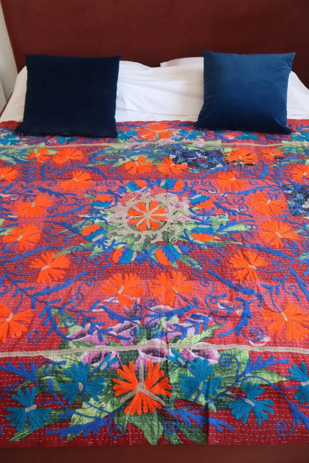 Indian Kantha Suzani embroidered in multicolour – cotton