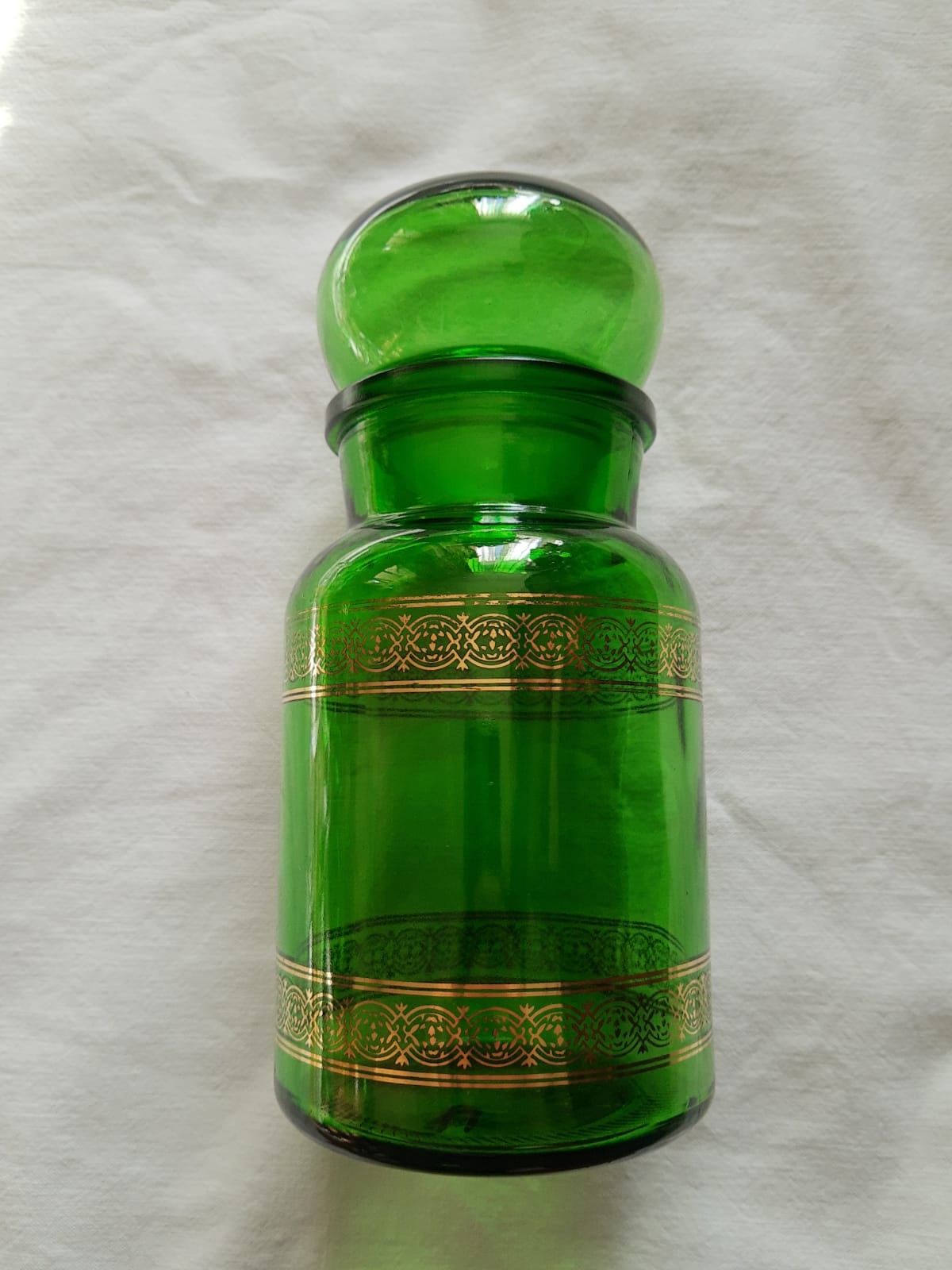 Apothecary green glass jar with gilding -vintage