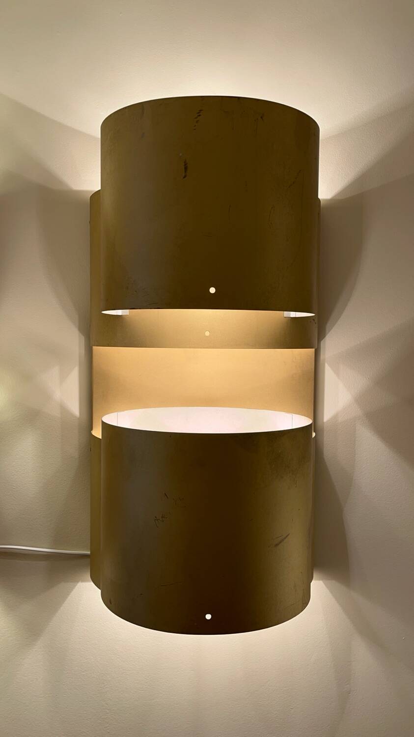 Large wall lights 70