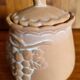 Small terracotta pot with Fruit motif